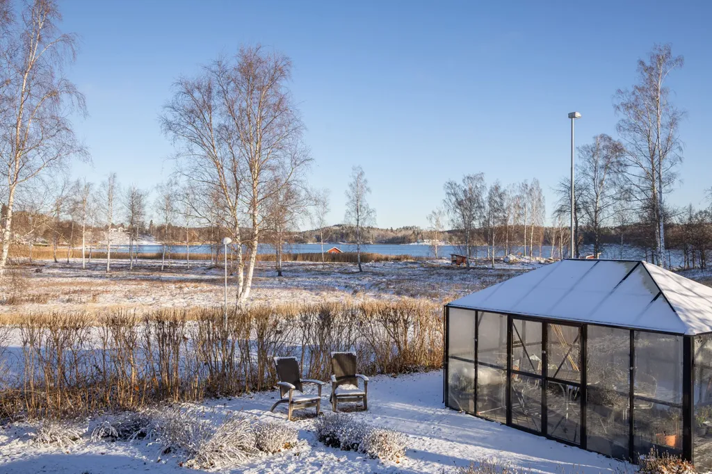 Jardin - Modern House with Lake View in Rimforsa