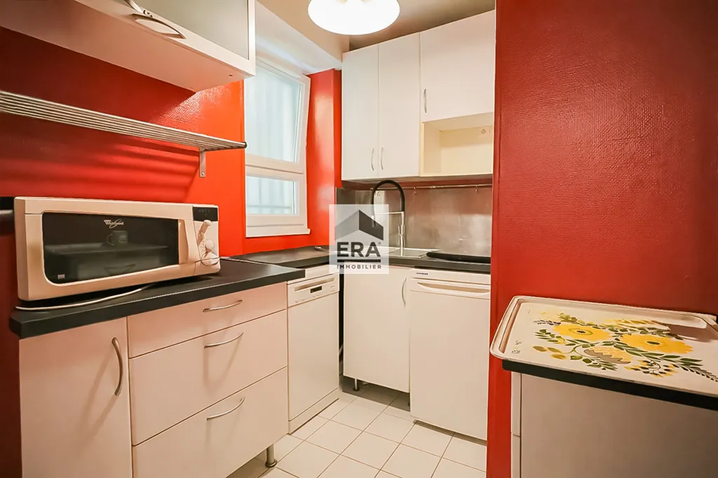 Cucina - Studio with Private Courtyard in Montsouris