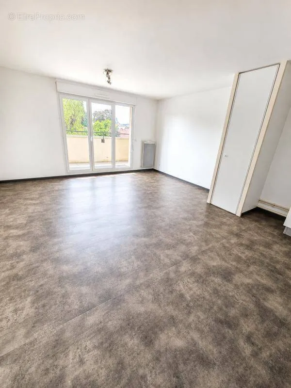 Elutuba - Modern Flat with Balcony in Tourcoing Centre