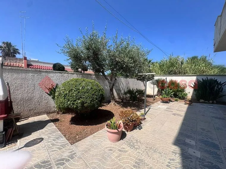 Giardino - Villa with Sea View in Leporano
