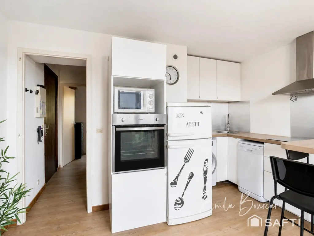 Köök - 2-Bedroom Flat with Lake View in Neuvecelle