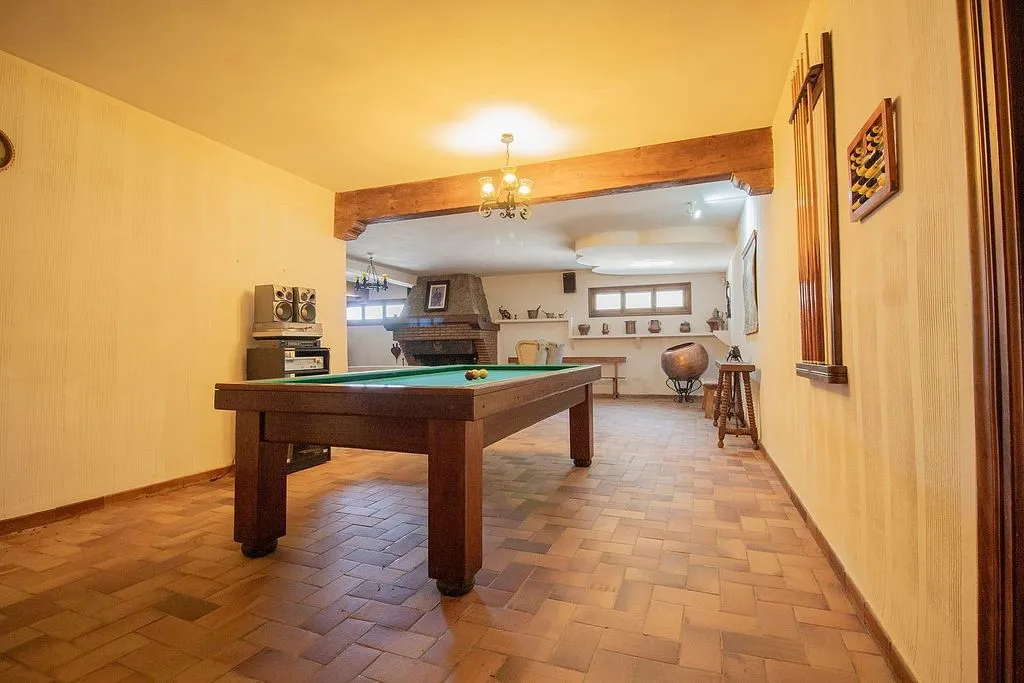 Pièces - Rustic House with Pool and Terrace in Carmena