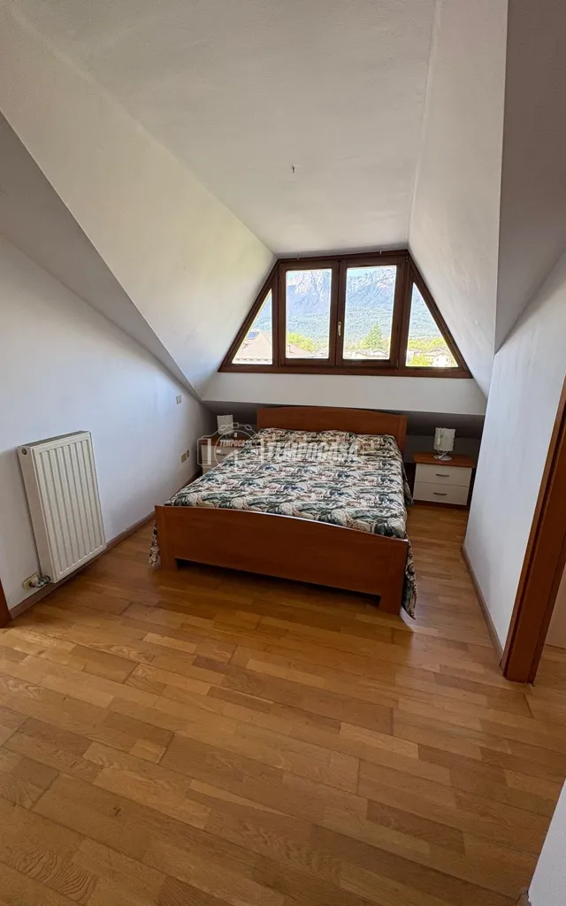 Chambres - Modernised 1-Bedroom in Central Sedico