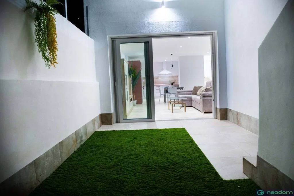Hallway - Luxury Villa with Golf Views in Alicante