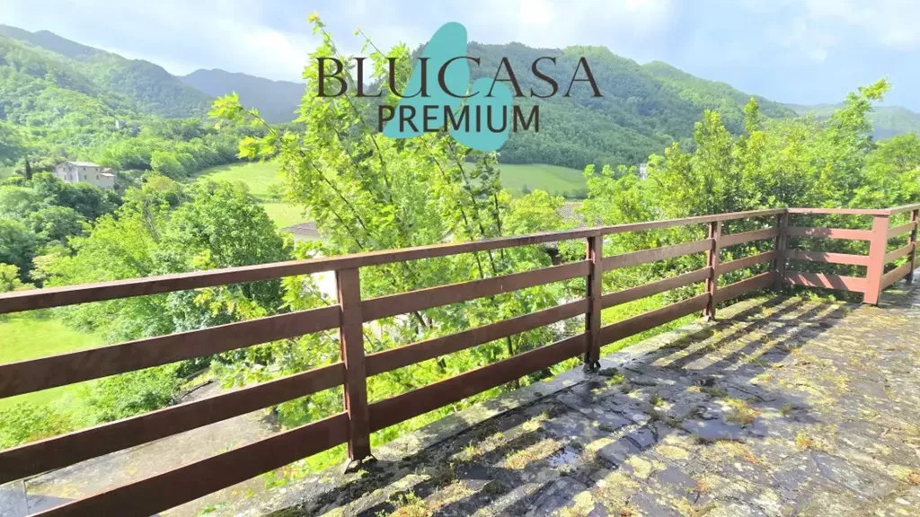 Terrass - Terraced House with Fireplace in Bocconi