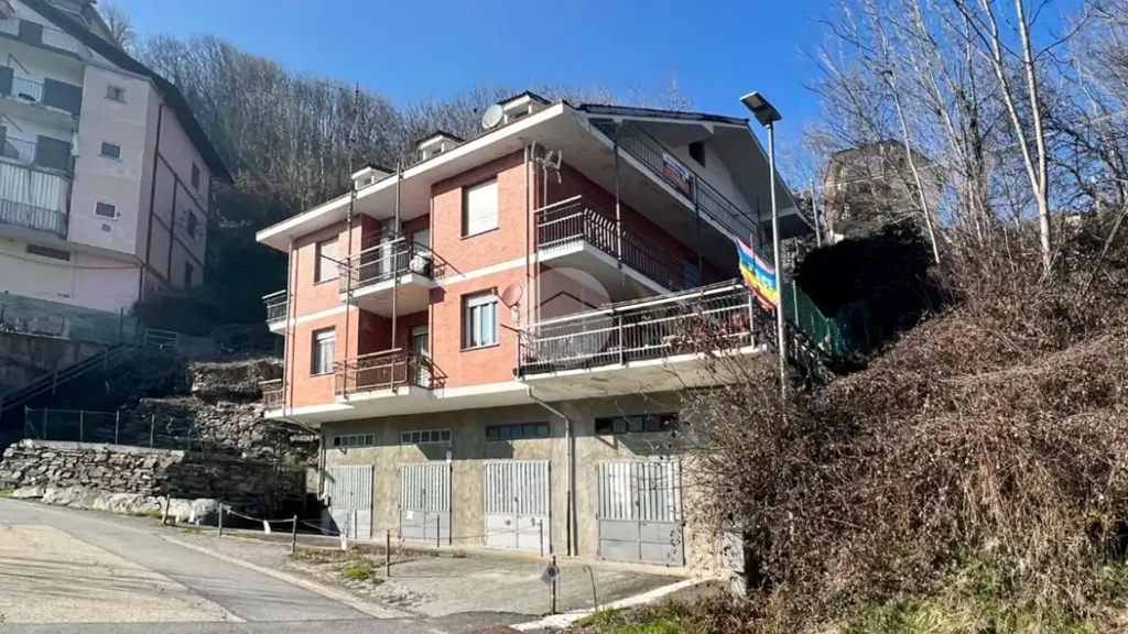 Välivaade - Mansard Apartment with Panoramic View in Monastero di Lanzo