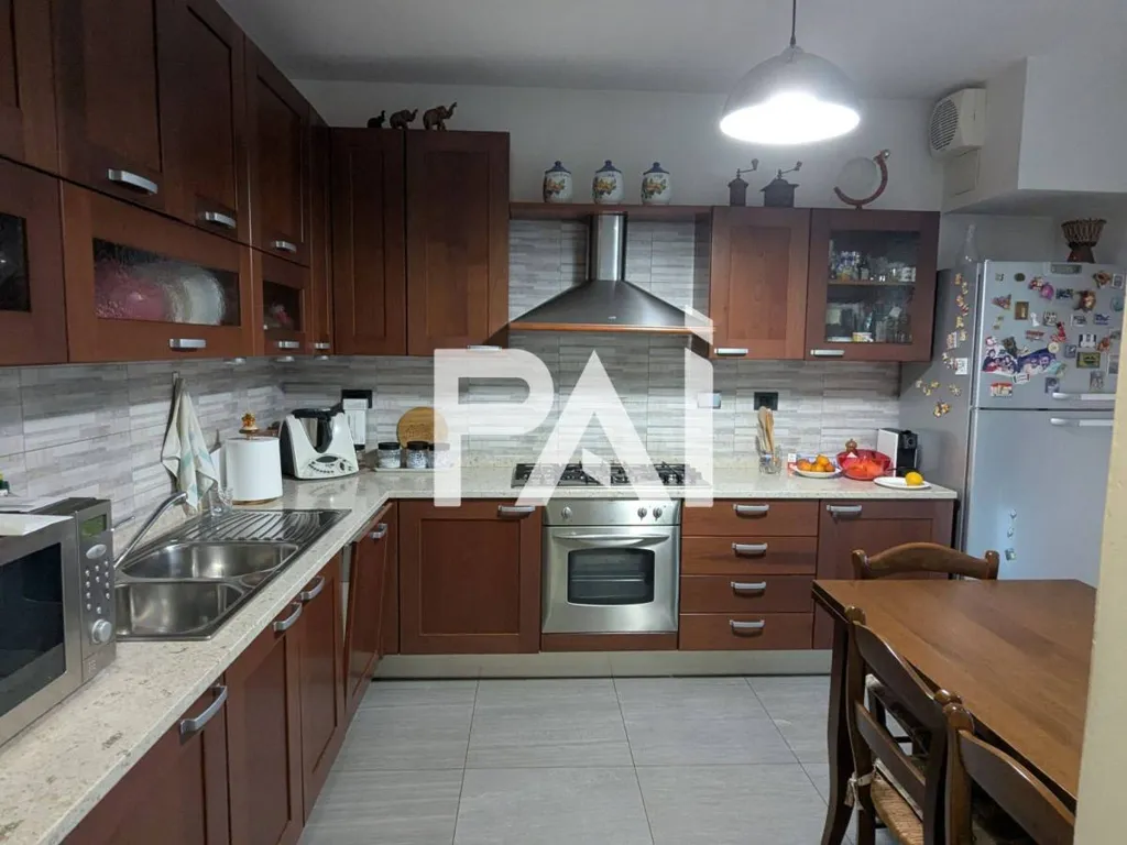 Cuisine - Terraced Villa with Garden in Chivasso