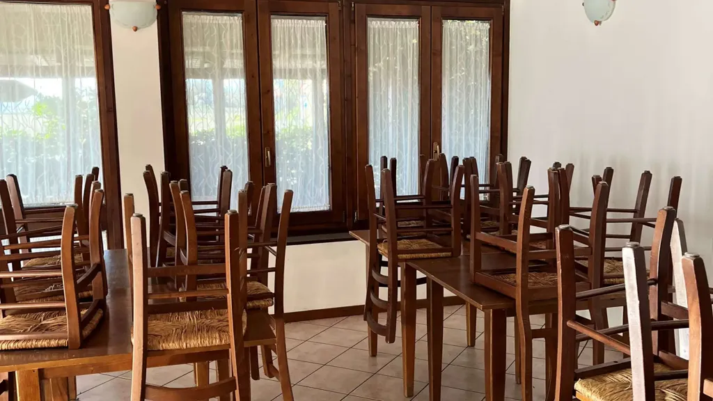 Dining Room - House with Restaurant Space in Massa Lombarda