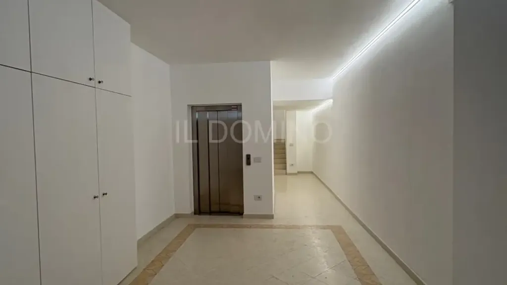 Entrée - Modernised Apartment with Terrace in Padua