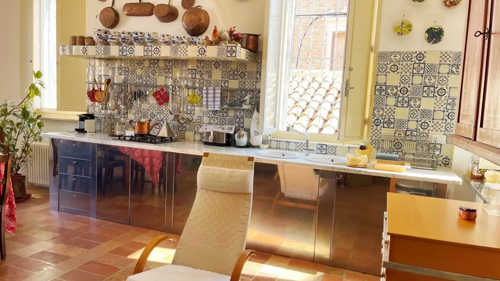 Köök - Restored Apartment with Central Location in Osimo