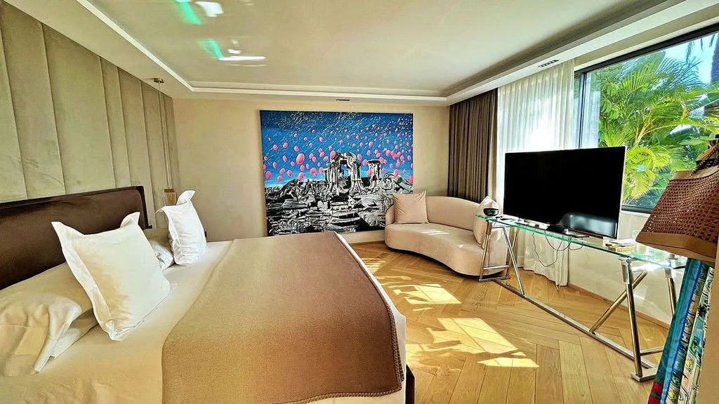 Bedrooms - Reform Villa with Pool and Terrace in Benahavís