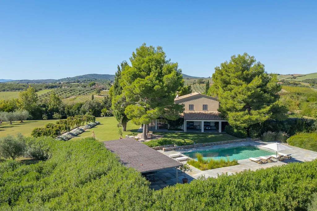 Õhuvaade - Rustic Casale with Pool in Capalbio