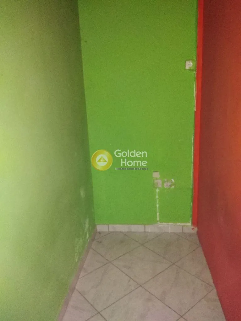Entrée - Retail Unit with Large Storage in Menidi Centre