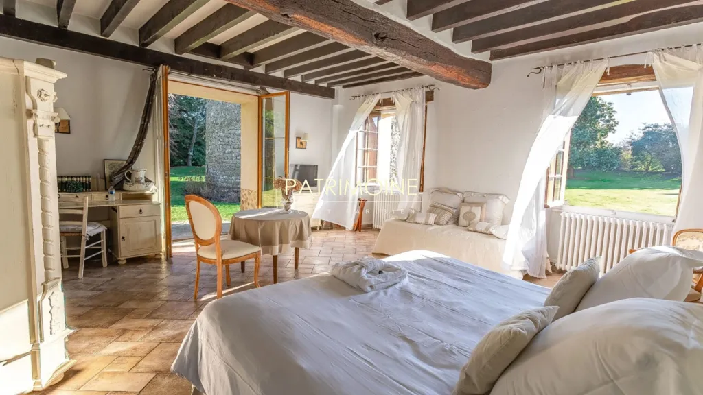 Magamistoad - 13th Century Manor with Pool in Rambouillet