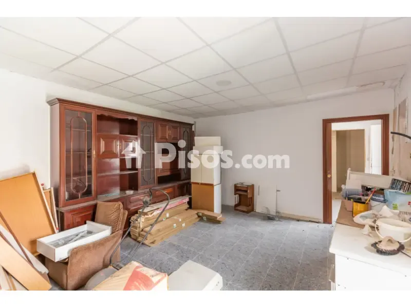 Living Room - Mixed-Use Property with Dual Access in Tafalla
