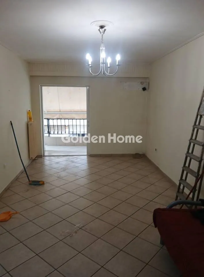 Séjour - Appartement 2 pièces à GR