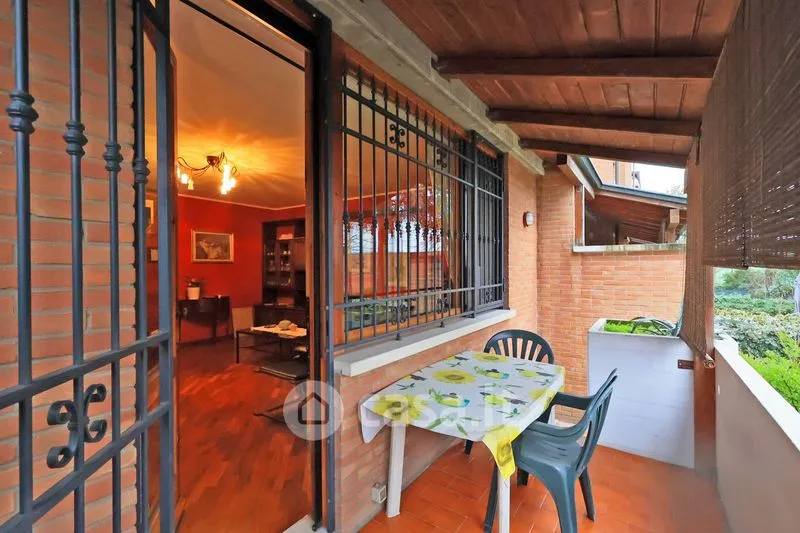 Terrass - Terraced House with Private Garden in Rubiera Centre