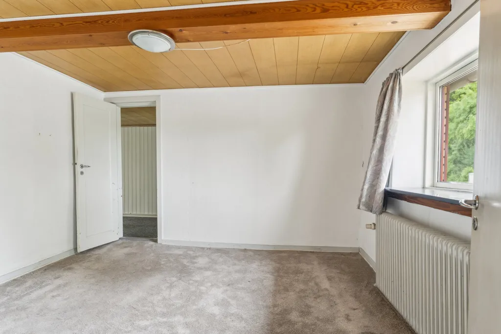 other_room