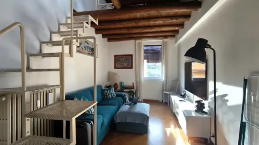 Elutuba - Furnished Flat with Balcony in Rome