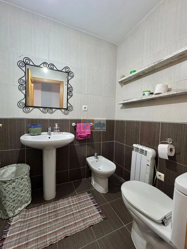 Vannitoad - Modern Flat with Balcony in Yuncler