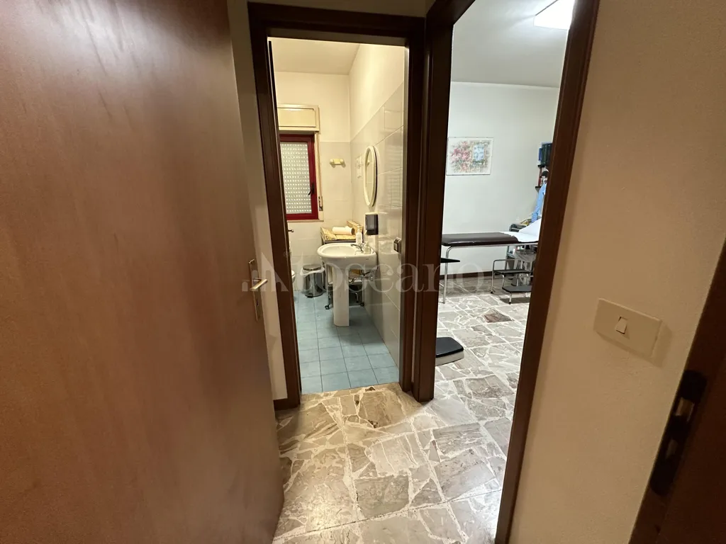 Vannitoad - Rental Apartment with Three Entrances in Catania