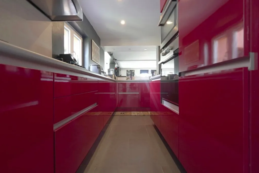 Cuisine - Maison 3 Façades avec Jardin et Garage à Ternat