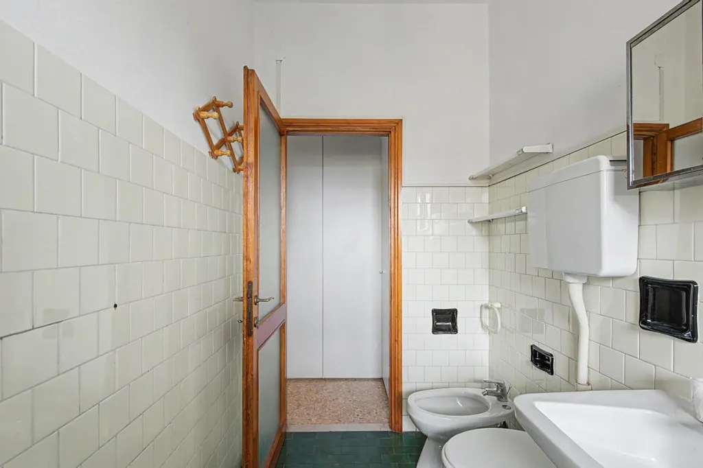 Salles de bain - Central Parma Apartment with Balcony