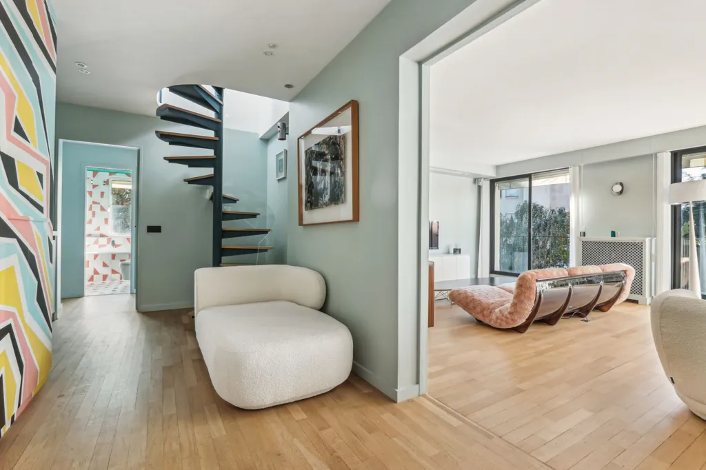 Elutuba - Renovated Duplex with Terrace in Saint James