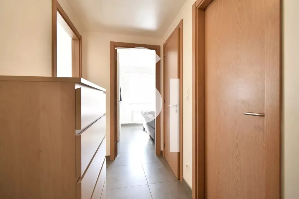 Esik - Apartment with Terrace in Aubange