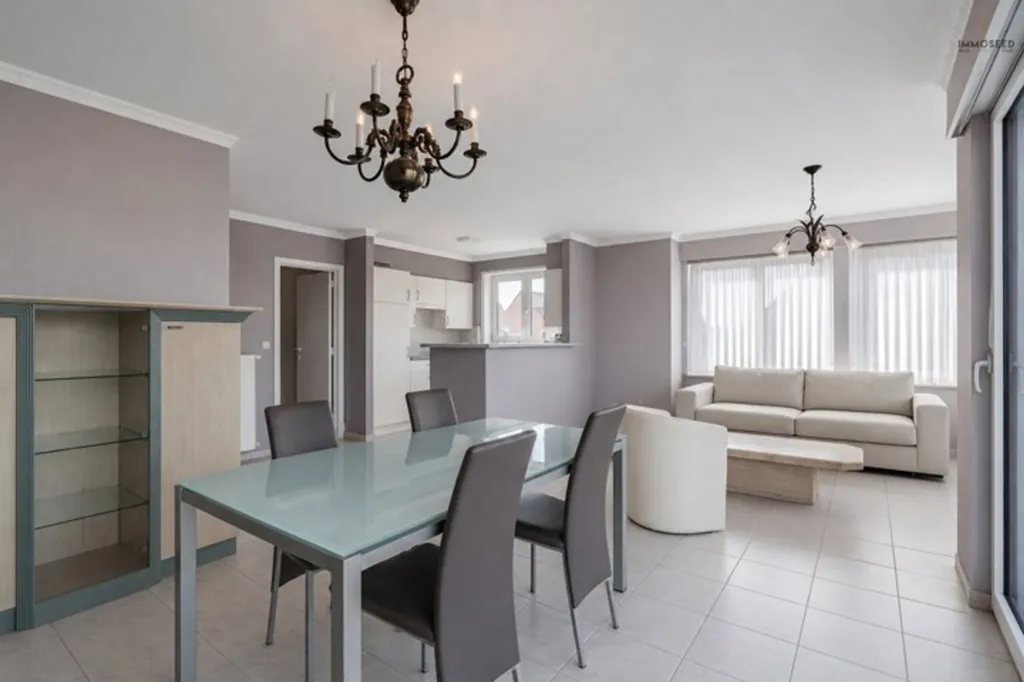 Söögituba - Bright Corner Apartment with Terraces in Ichtegem