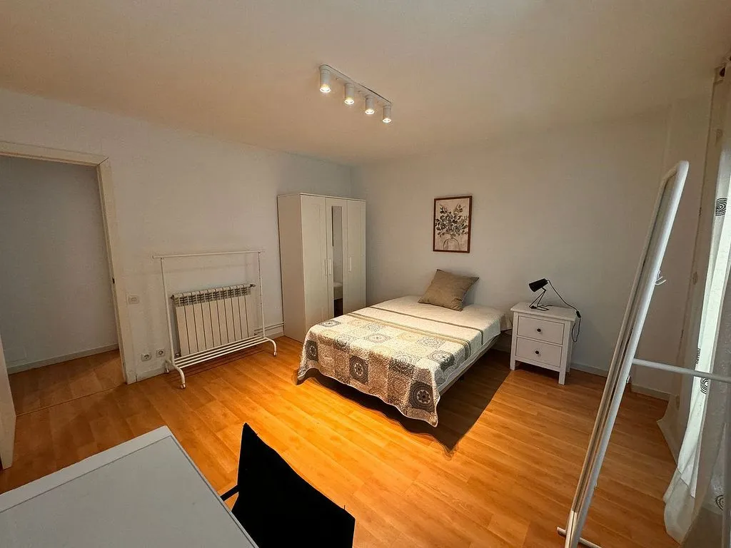 Chambres - 3-Bedroom Flat with Terrace in Comillas