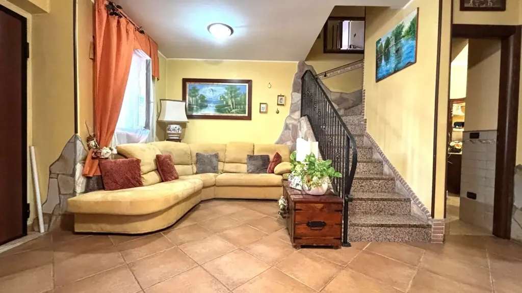 Soggiorno - Bifamiliar Villa with Garden in Ardea