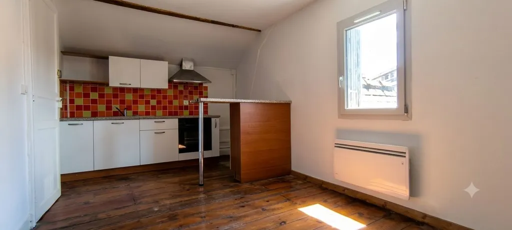 Köök - Charming T2 Flat, Last Floor, Pau Centre