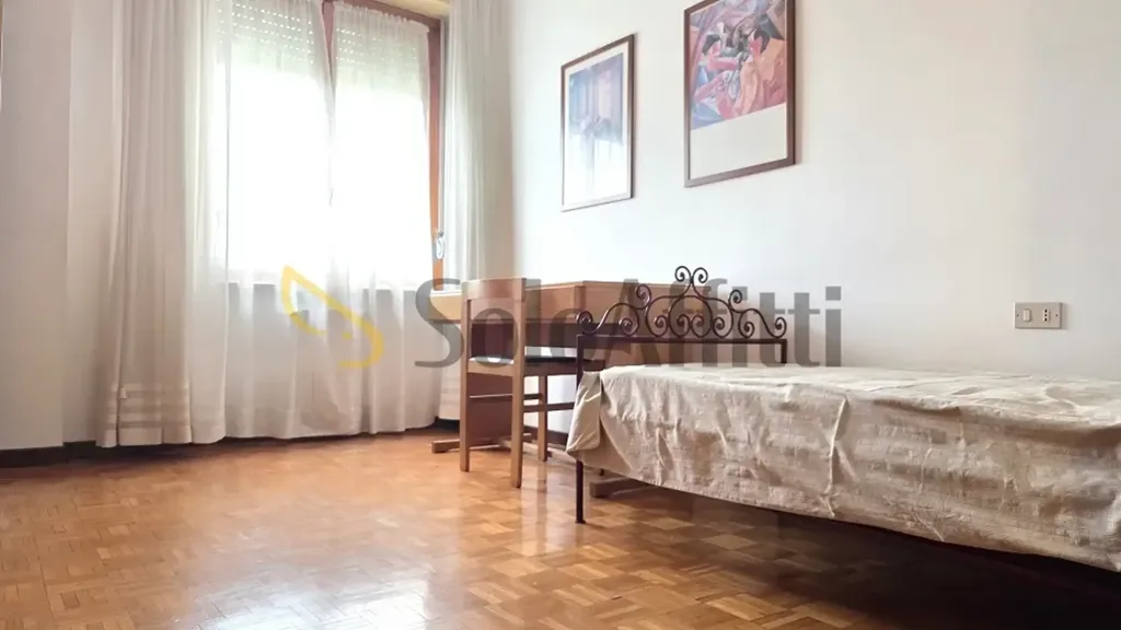 Bedrooms - 3-room apartment in Milano