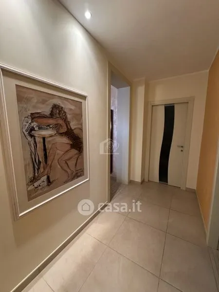 Esik - Dual-Unit House in Suzzara Centre