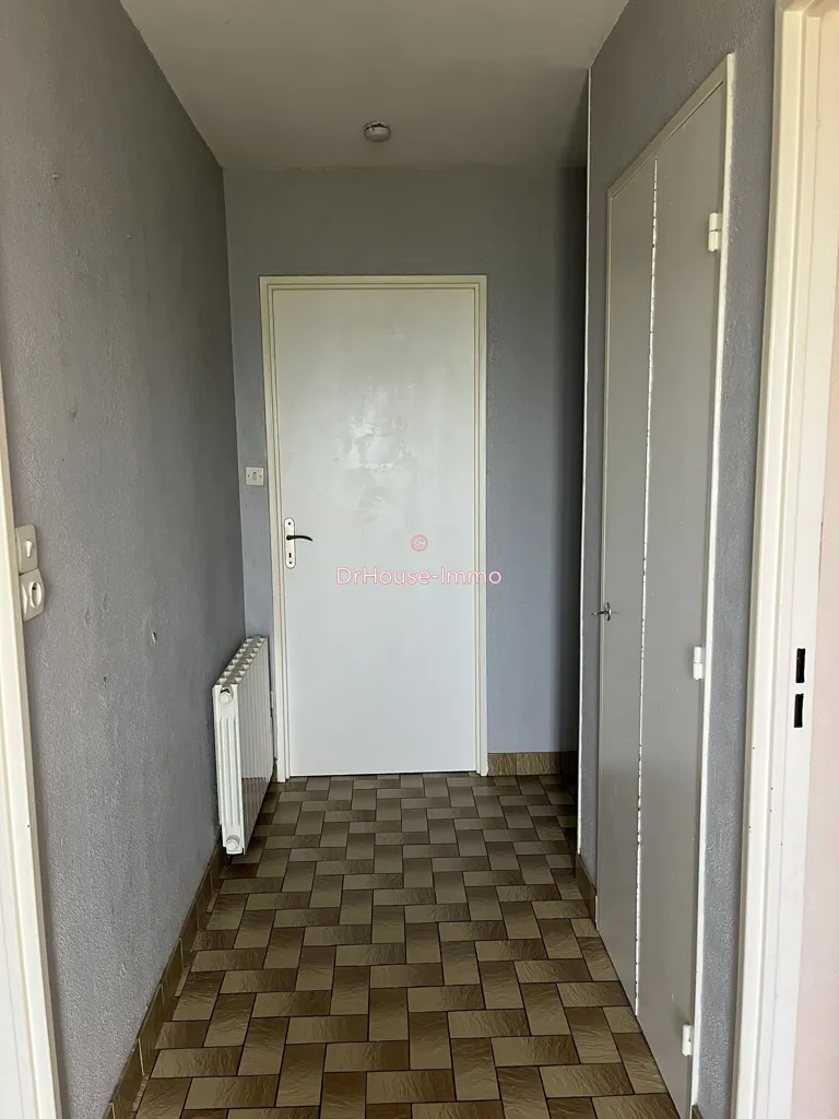 Entrée - Maison avec Terrain Constructible à Dissay