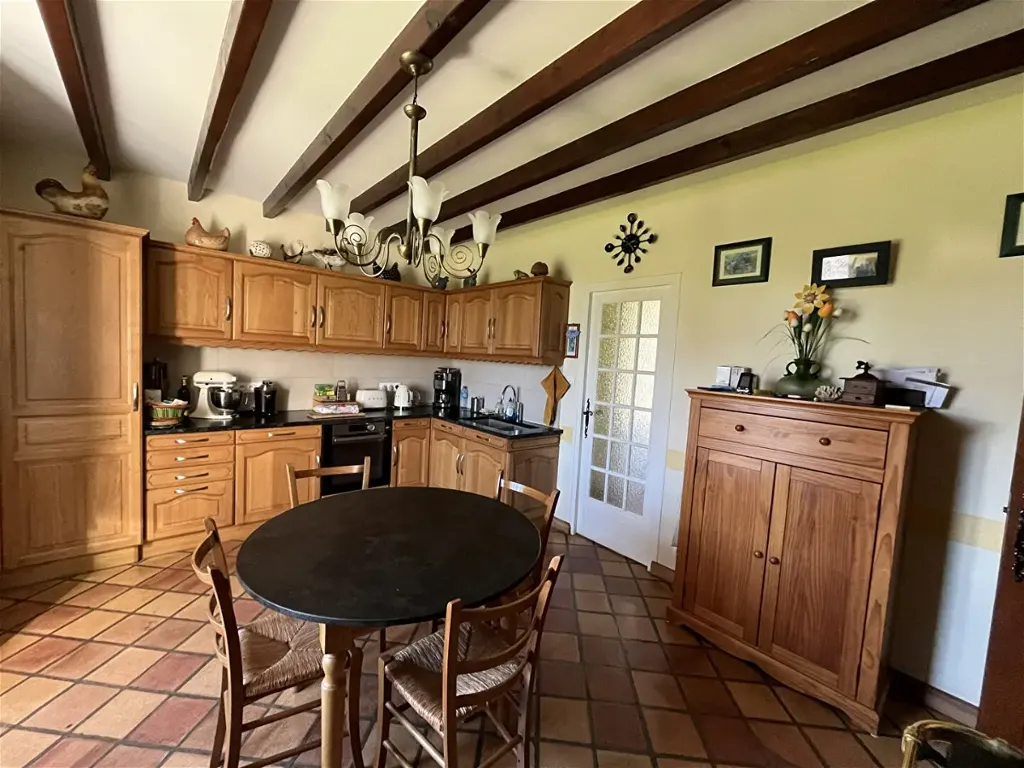 Maison 7 pièces à Rouillé