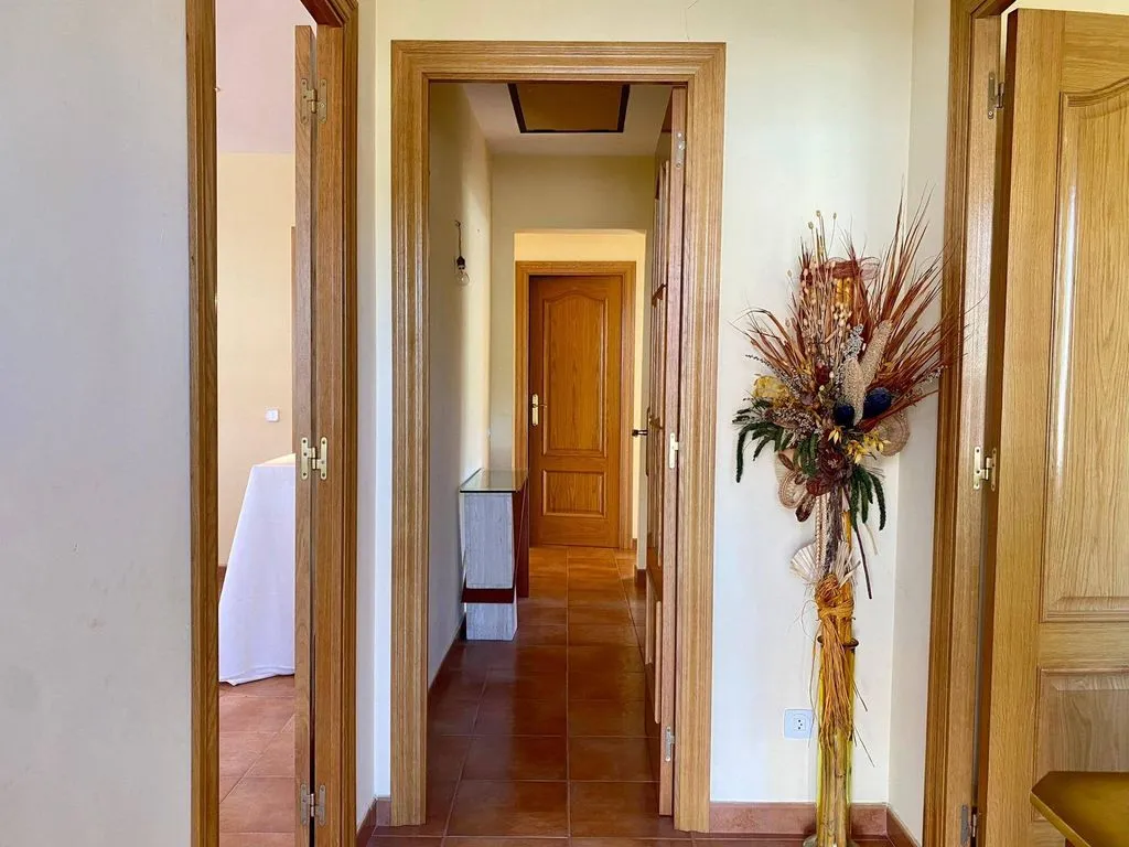 Flur - Luxury House with Four-Winds Design in Castellbisbal