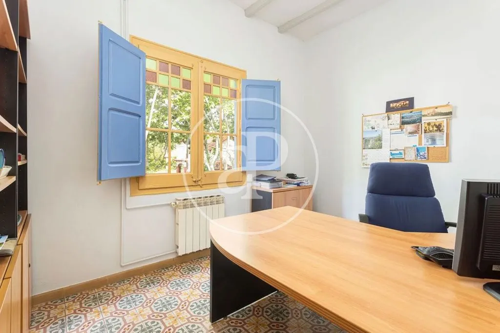 Office - Period Villa with Garden in Begues