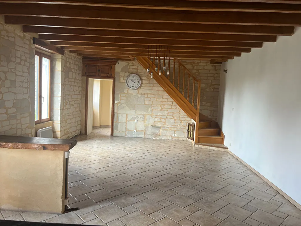Séjour - Maison de Village avec Cachet Ancien à BERRIE