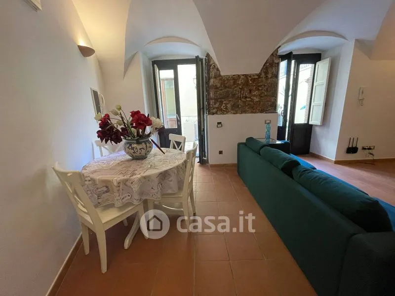Söögituba - Fully Furnished Flat in Central Catania