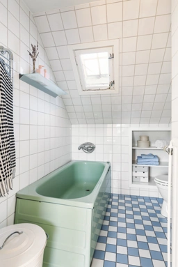 Vannitoad - Charming Terraced House with Garden in Solsten