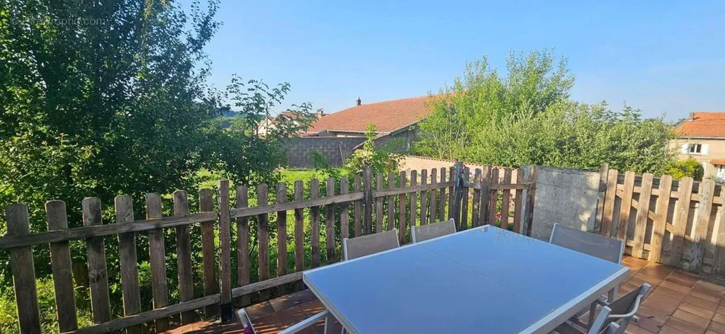 Terrass - Renovated House with Garden in Marthille