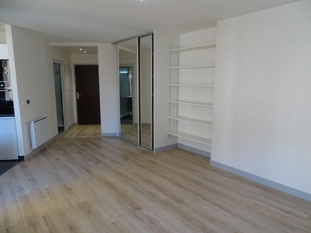 Pièces - Studio en Résidence pour Seniors à Rueil-Malmaison