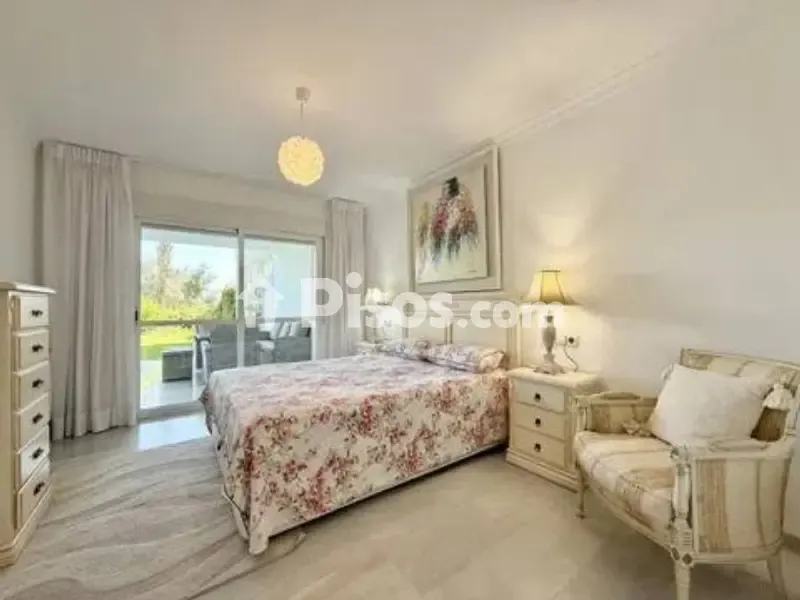 Magamistoad - Apartment with Private Garden in Guadalmina