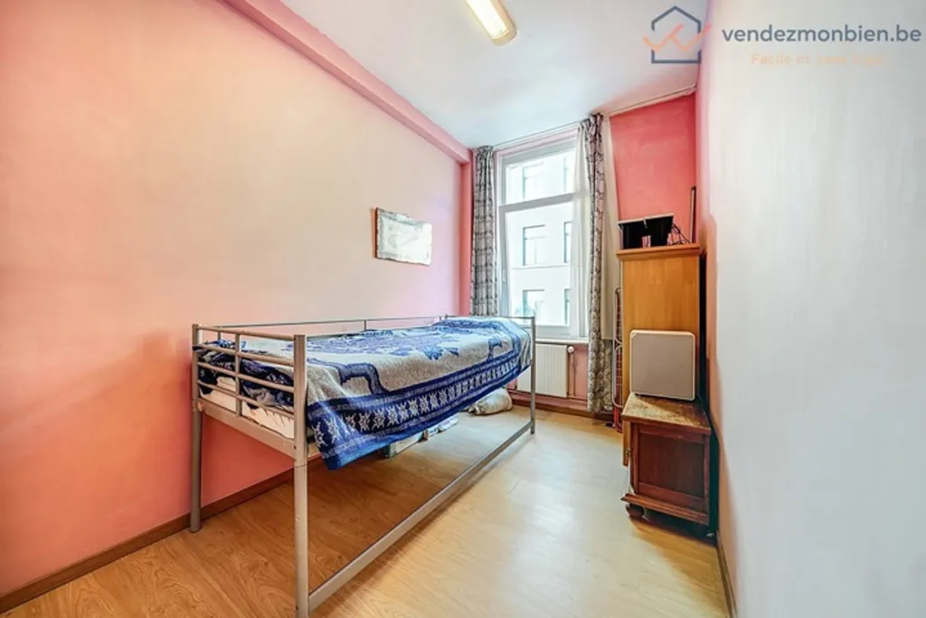 Magamistoad - 3-Bedroom Apartment in Anderlecht