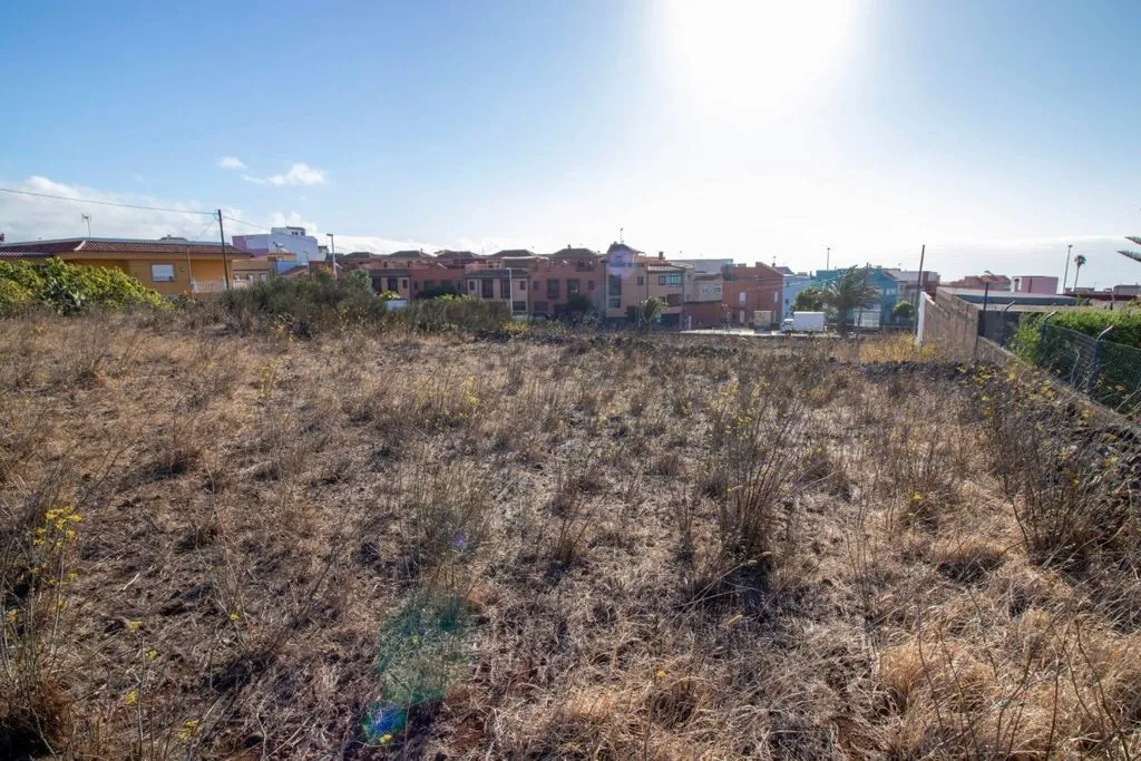 Garden - Building Land with Chalet Potential in El Rosario