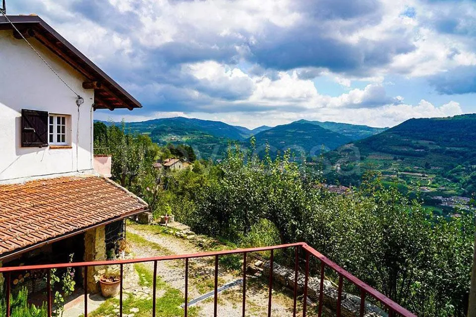 Terrass - Restored Rustic Homes with Garden in Cortemilia