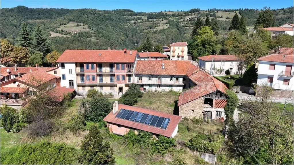 Vue aérienne - Rustic Farmhouse with Pool in Paroldo