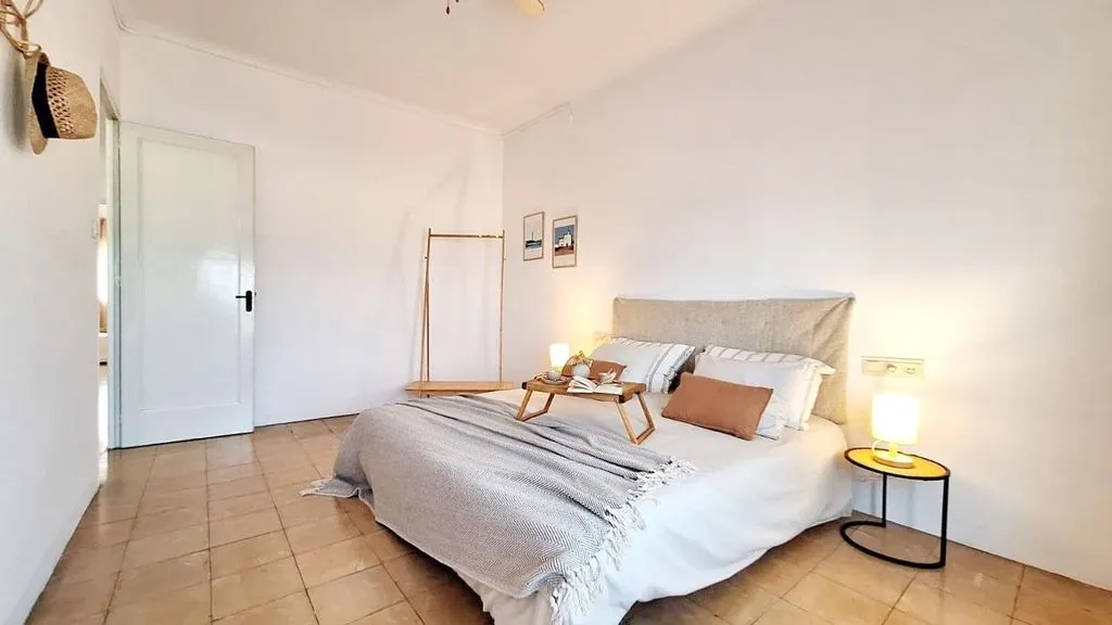 Dormitorios - Villa con vistas al mar en Premià de Mar